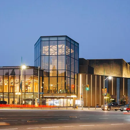 Holiday Inn Express & Suites Downtown Ottawa East By Ihg-3